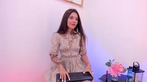 StripChat カムモデル Haseena_begam ライブチャット