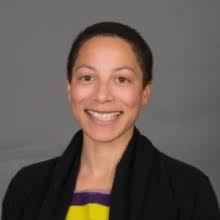 Leah Squires's Instagram, Twitter & Facebook