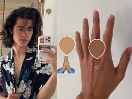 Conan gray released his debut single idle town in march 2017, it gained more than 14 million streams on spotify. Pop Star Conan Gray Responded To Criticism Over Tan Skinned Emoji Use