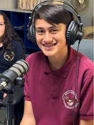 Today we're excited to record and launch our new EJE Academies podcast,  “Dos Idiomas, Un Camino” (Two Languages, One Path)