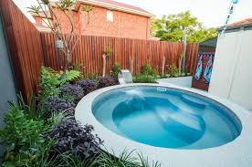 Round Fibreglass Pools | My Fibreglass Pool Easy