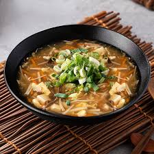 料多實在、酸爽開胃的經典酸辣湯