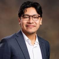 Juan Goris's Instagram, Twitter & Facebook