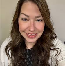 Victory Monday coffee run for Dan Campbell (and his glasses)! ☕️ 🤓