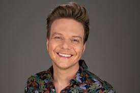 Por victor235 • postado em famosos, música • com a tag audiencia e tv, michel tel. Michel Telo Revela Que Thais Fersoza Tem Borogodo E Levanta Discussao