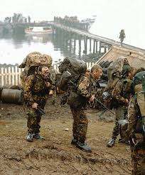 22 Photographs Of The Falklands War Falklands War Special Air Service Sas Special Forces