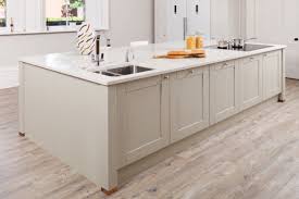 This Stunning Kitchen Belongs To One Of Our Lovely Customers The Vast Kitchen Island Unit Uses Kitchen Decor Apartment Solid Wood Kitchens Modern Oak Kitchen