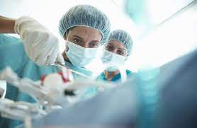 The average salary for a oncologist is $221,021 per year in indianapolis, in. How To Become An Oncologist In India Coursesxpert