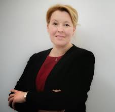 Franziska giffey privat mit mann karsten giffey verheiratet, 1 kind: Franziska Giffey Gericht Wirft Ehemann Unerlaubte Nebentatigkeit In 54 Fallen Vor Welt