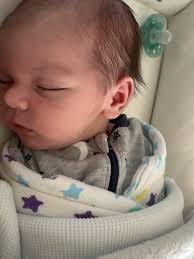 Segunda semana contigo, entre desveladas y ajustes para entender nuestra  rutina 🤪 no puedo dejar de verte pedacito mioo! 😍 , Babeando por ti ,  #boymom #babyboy #newborn #reciennacido #2weeksold ...