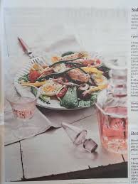 Salad Nicoise 4 Kokta Agg 200 G Haricots Verts 1 Burk Kronartskockshjartan A 400 G 1 Huvud Romansallad Cocktailtomater Vitvinsvinager Kokta Agg Haricot Vert