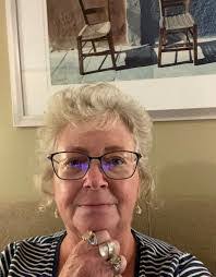 Teri Nicholson's Instagram, Twitter & Facebook