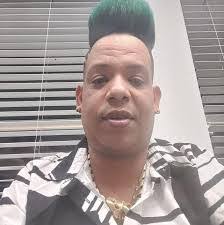 Victor York's Instagram, Twitter & Facebook