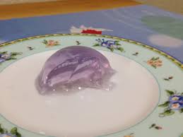 Eating a scoop of the night sky with Japan's latest beautiful convenience  store sweet【Taste Test】