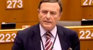 Labour MEP Alfred Sant has 'an open mind'