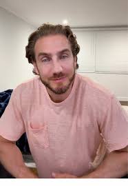 Eugenio Siller: Realidades y Desafíos de un Influencer