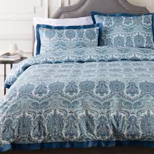 Flexible duvet cover size 240x220 cm made of 100% washed cotton, finished with a double stitched seam. Blue White Damask Cotton Twin Duvet Cover Christmas Central