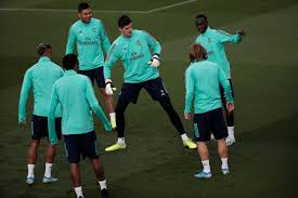 To defend galatasaray the most demanding players will be kylian. D5fxlxxk 1qemm
