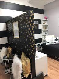 33 Inspiring Drywall Design Ideas To Beautify Your Interior Pimphomee Esthetics Room Esthetician Room Decor Salon Suites Decor