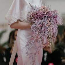 Soft Pink Palette For This Romantic Weddingbouquet Combined With A Spectrum Of Pink Ginestra Flowers And Traili Pink Palette Asparagus Fern Wedding Bouquets