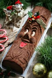 Decoration Buche De Noel 50 Idees Pour La Star Des Tables Festives Decoration Buche De Noel Recette Buche De Noel Buche De Noel