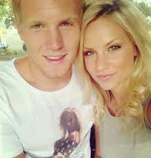 Contains themes or scenes that may not be suitable for very young readers thus is blocked. Nhl Wags Gabriel Landeskog With His Girlfriend Mel