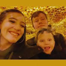 What shops in Indianapolis have Commander Night