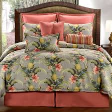 We love hawaii themed bedding sets including quilts, duvet covers, and comforters. Polly Island Tropical Parrot Comforter Bedding