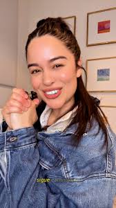 No es momento de rendirse. Es momento de levantar la mirada, poner los ojos  en Jesús… y seguir caminando.No estás solo. Él está contigo! ❤️‍🔥