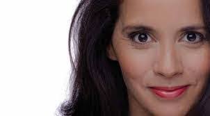 Jennifer Suire's Instagram, Twitter & Facebook