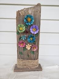 Pin By Christiane Ewerling On Reclaimed Projects Pine Cone Art Pine Cone Crafts Painted Pinecones