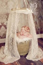 Who needs professional photos when you can create your own diy baby photoshoot at home? Diy Baby Photography Props Novocom Top