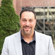 Laurie Romine's Instagram, Twitter & Facebook