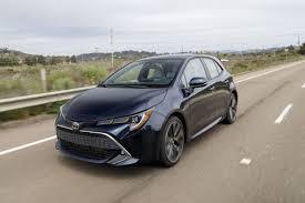 10 Non Hybrid Cars That Score The Highest Mpg In 2019 2020 Toyota Corolla Toyota Corolla Hatchback Corolla Hatchback