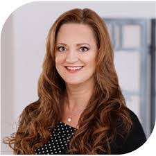 Suzanne Hatch's Instagram, Twitter & Facebook