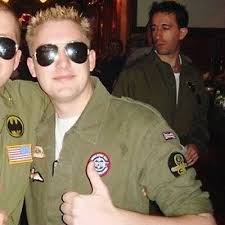 Laurence Simpson (@LozSimpson)