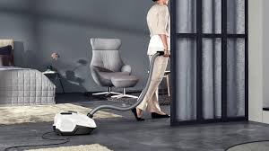 warentest pruft staubsauger das sind die vier wichtigsten gerate im test stern de