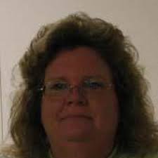 Employees by Last Name