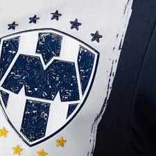 Les dejo el escudo de rayados de monterrey por si alguien lees sirve para sus videos Rayados De Monterrey De Luto Fallece Periodista Fan De La Pandilla Soy Futbol