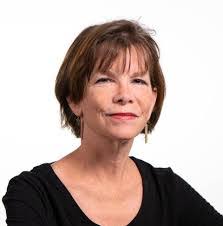 Tara Markley's Instagram, Twitter & Facebook