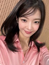 SHOUT OUT TO 우리 믿지!!💕 음악중심 1위를 선물해 준 있지의 비타민 믿지! 오늘도 정말x190212 감사하지!✌️💙  #ITZY #있지 #ITzICY #ICY #MIDZY #믿지