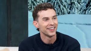 Lansdale Drag Queen Annie Christ Holds Fundraiser for Those in Need