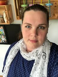 Sabrina Endres's Instagram, Twitter & Facebook