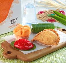 Amris, cupcake, bolu pandan keju, dan puding sutra. Butuh Referensi Snack Untuk Rapat Kantor Inilah 10 Ide Dan Resep Snack Kekinian Yang Lezat 2020