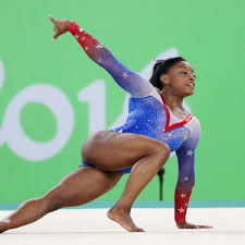 Turnerin simone biles ist im mannschaftsfinale ausgestiegen. Olympia 2016 Simone Biles Gewinnt Vierte Goldmedaille Der Spiegel