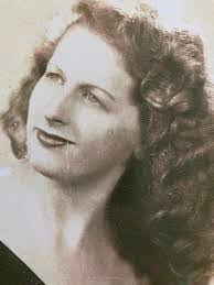 Doris Piper's Instagram, Twitter & Facebook