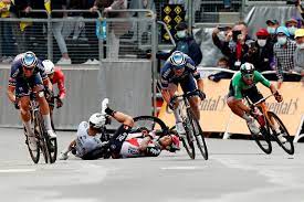 A crash at the tour de france has created headlines worldwide. Lk3tbw37xxyytm