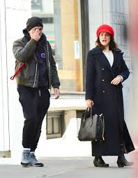Daniel craig's wife, rachel weisz, gave birth to her second kid at 48 years old. Rachel Weisz And Daniel Craig In New York City 04 18 2018 Celebmafia