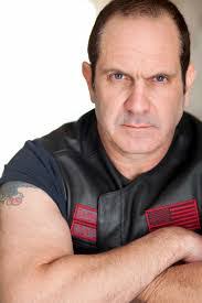 Allen Dam's Instagram, Twitter & Facebook