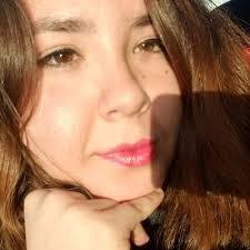 Janelle Solis's Instagram, Twitter & Facebook